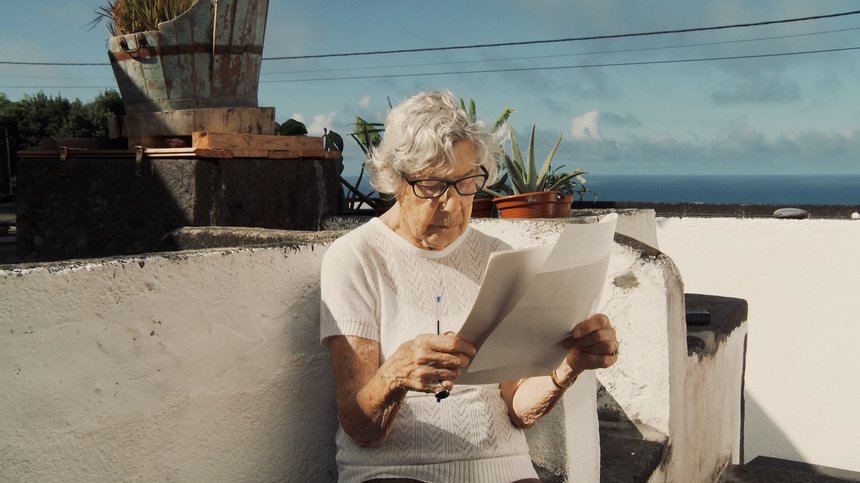 Sequence_Raquel Soeiro de Brito_despedida e texto_03 Out.. 2021.00_15_16_19.Quadro003